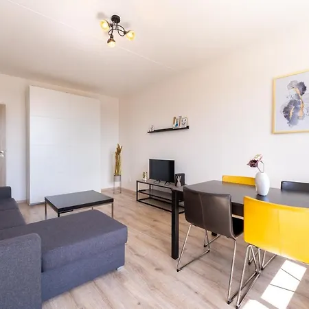 Brave Apartment *